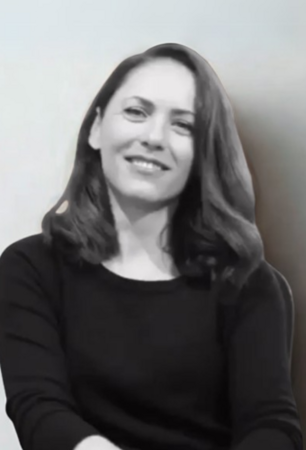 maria-dudusova maria-dudusova